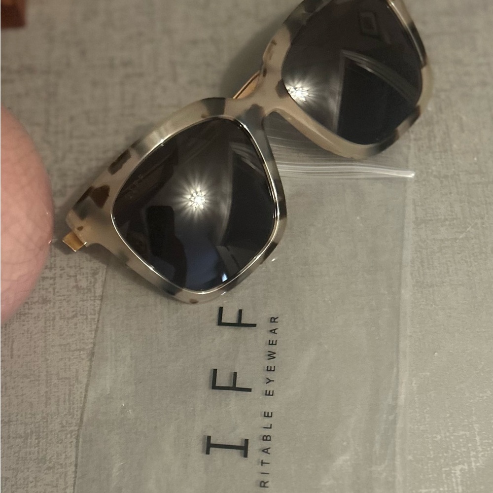 Bella Tortoise Shell Sunglasses by Diff Eyewear - image 3